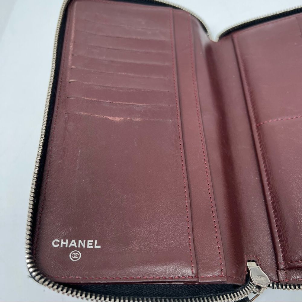 CHANEL Classic Zip Around Wallet Black Quilted lamb skin - Picture 9 of 15